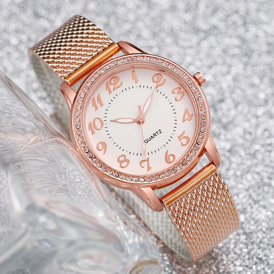 2pcs/set Women's Watch Fashion PU Quatrz Watch With Heart-shaped Bracelet Set (Box Not Included )