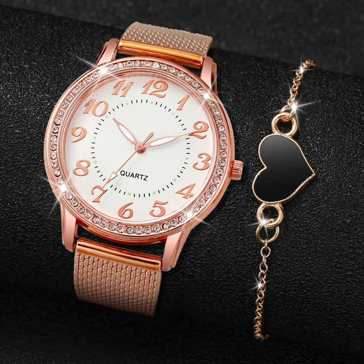 2pcs/set Women's Watch Fashion PU Quatrz Watch With Heart-shaped Bracelet Set (Box Not Included )
